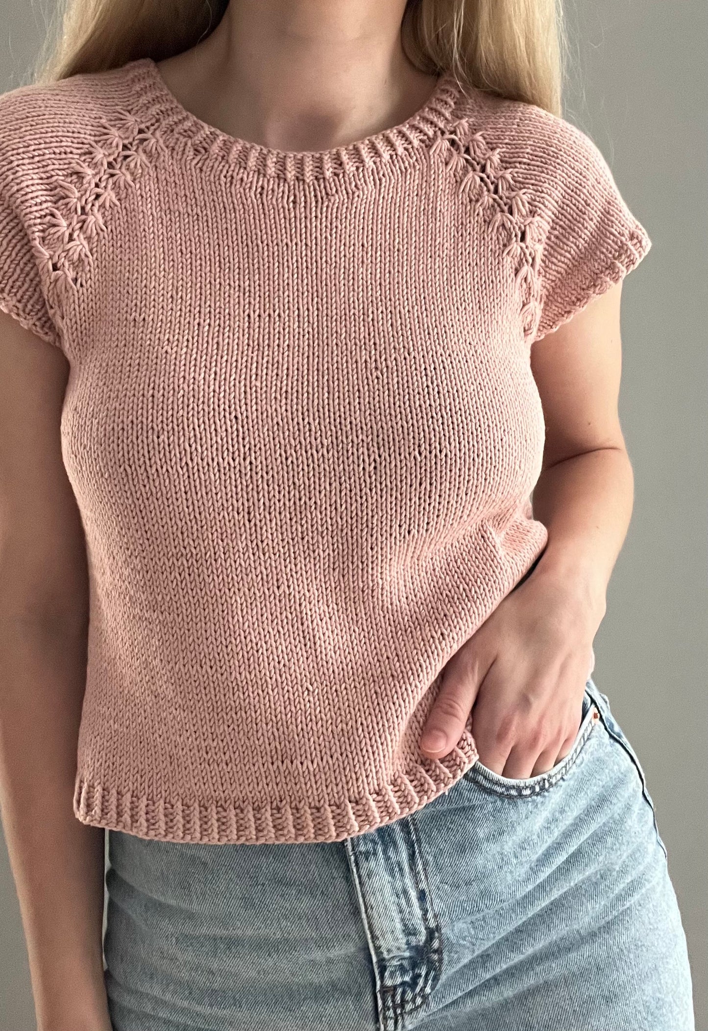 Vasaras maiciņa "Julie" Latviešu valodā