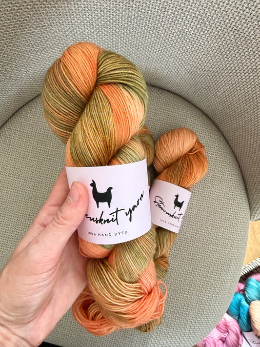 NEW!Hand dyed yarn by Stoncusknit colour 52