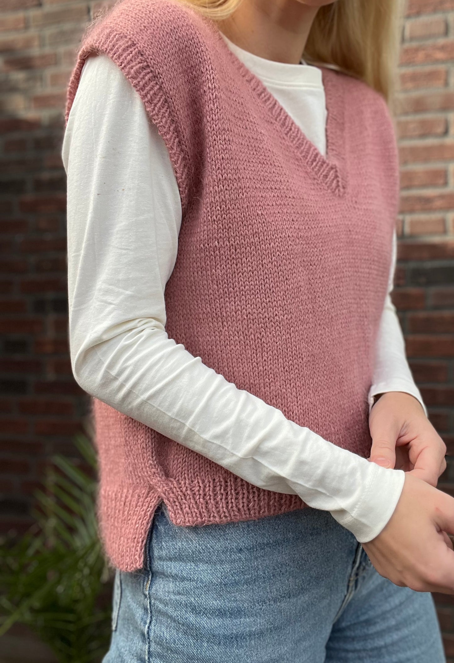 Vest “Marzia” (digital product) English