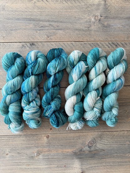 Hand dyed yarn by Stoncusknit colour 13