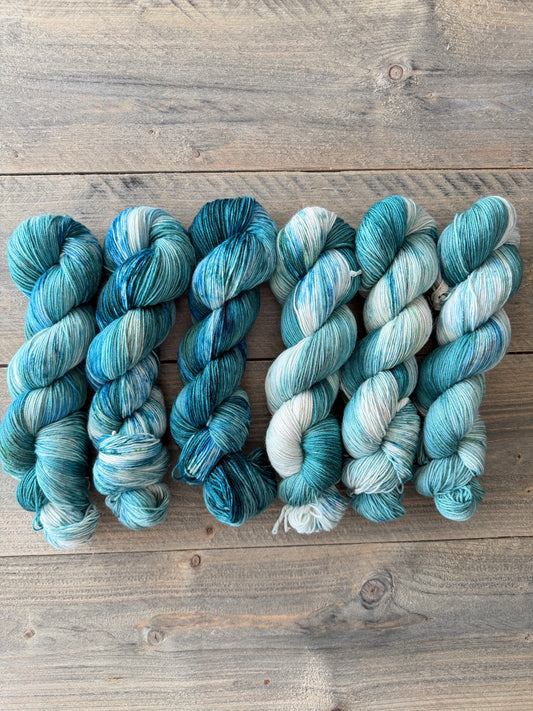Hand dyed yarn by Stoncusknit colour 13