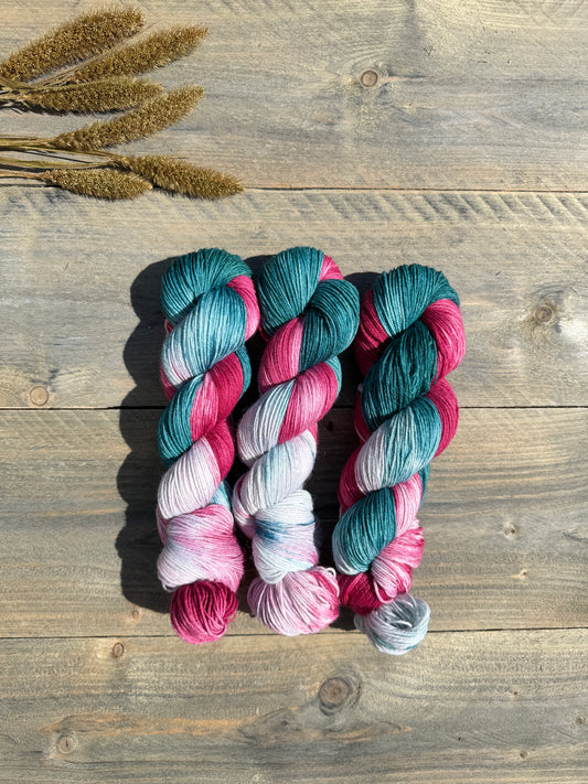 NEW!Hand Dyed yarn by Stoncusknit colour 20
