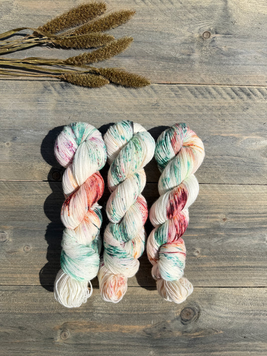 NEW!Hand Dyed yarn by Stoncusknit colour 21